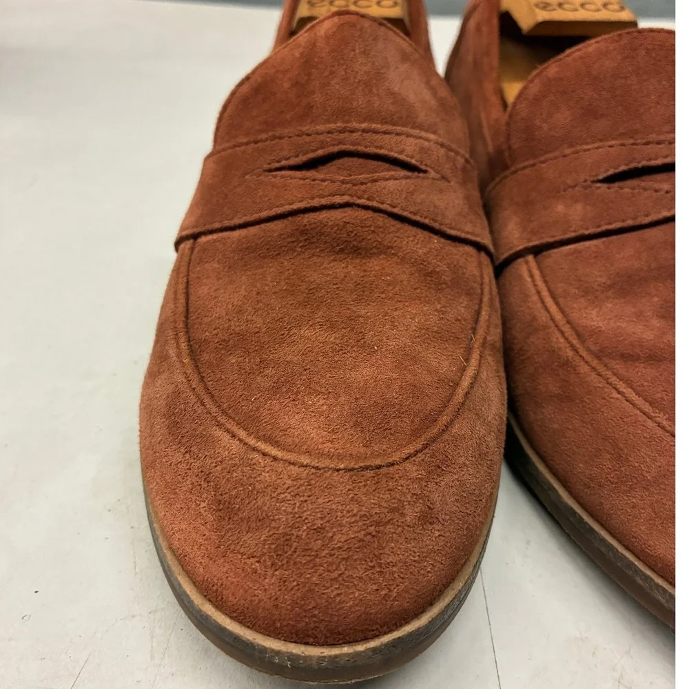 Clarks Suede Penny Loafer Shoes Womens Size 8.5 Brown Comfort Slip On Casual